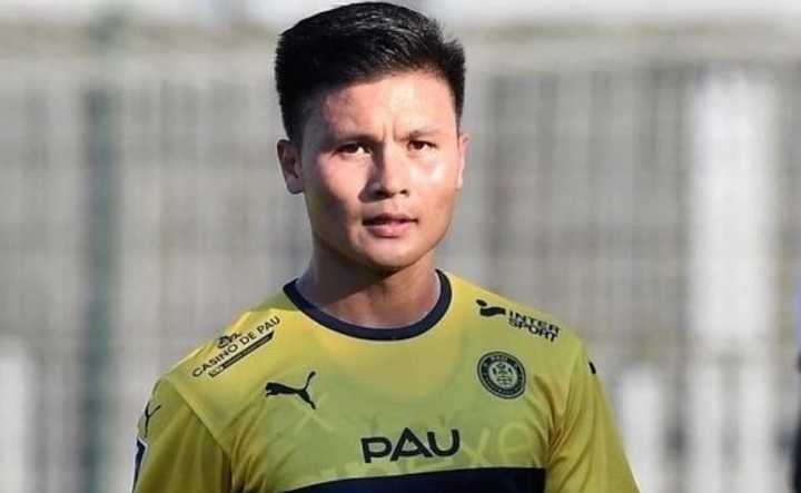 Quang Hải chia tay Pau FC về lại V-League 2023